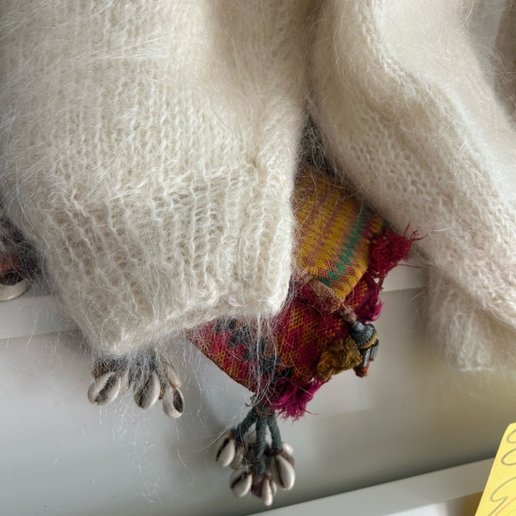 Vintage Boho Mohair Cream Cardigan with Floral Accents One Size - Picture 4 of 14